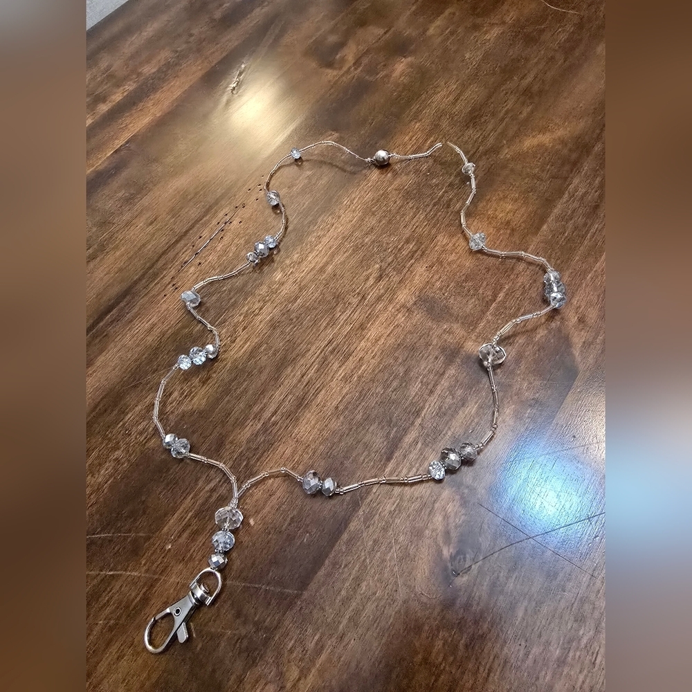 Beaded Id Or Badge Holder